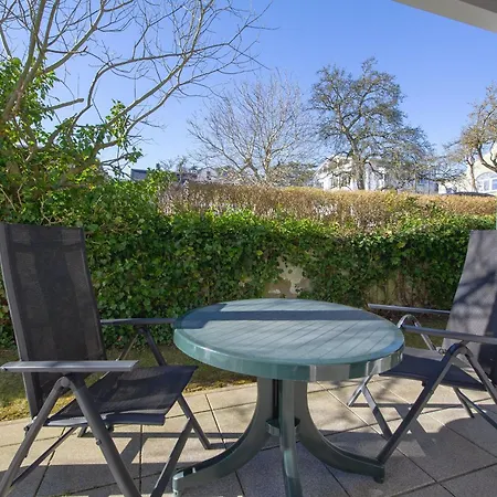 Seerose - 14 Sellin (Rugen)